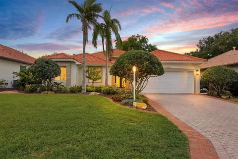 6828 Bay Hill Dr, Bradenton, FL 34202