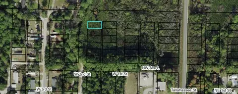 1312 W 2nd St, Carrabelle, FL 32322