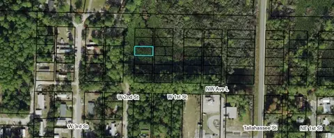 1308 W 2nd St, Carrabelle, FL 32322