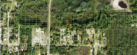 1311 NE 2nd St, Carrabelle, FL 32322
