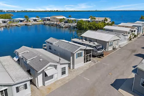 108 Bahia Dr, Palmetto, FL 34221
