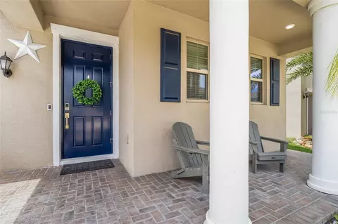 Exterior - 9646 Ivory Dr, Ruskin, FL 33573 photo 4 of 11