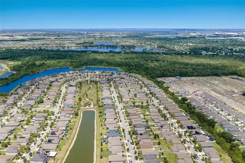 View/Area - 9646 Ivory Dr, Ruskin, FL 33573 photo 6 of 9