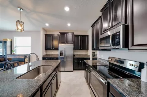 Kitchen - 9646 Ivory Dr, Ruskin, FL 33573 photo 3 of 3