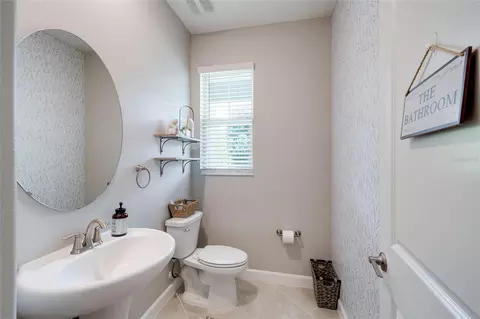 Bath - 9646 Ivory Dr, Ruskin, FL 33573 photo 1 of 4