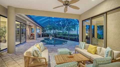 8889 Enclave Ct, Sarasota, FL 34238