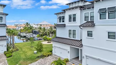 3027 Bermuda Sloop Cir, Ruskin, FL 33570
