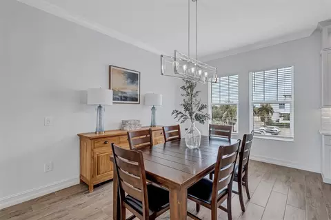 Dining - 3027 Bermuda Sloop Cir, Ruskin, FL 33570 photo 3 of 3