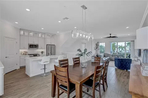 Dining - 3027 Bermuda Sloop Cir, Ruskin, FL 33570 photo 1 of 3