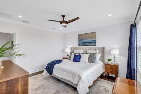 Bedroom - 3027 Bermuda Sloop Cir, Ruskin, FL 33570 photo 2 of 4