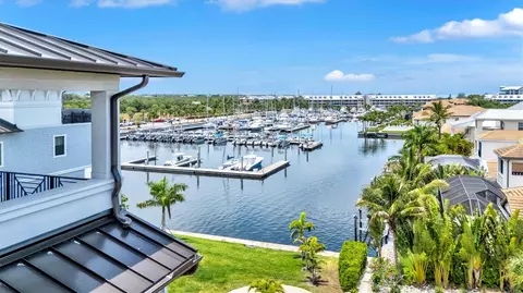 View/Area - 3027 Bermuda Sloop Cir, Ruskin, FL 33570 photo 9 of 13