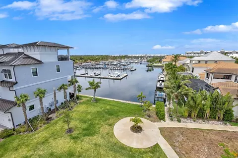 View/Area - 3027 Bermuda Sloop Cir, Ruskin, FL 33570 photo 4 of 13