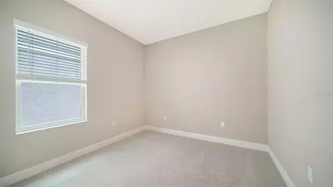 Bedroom - 10026 Cross River Trl, Parrish, FL 34219 photo 6 of 7