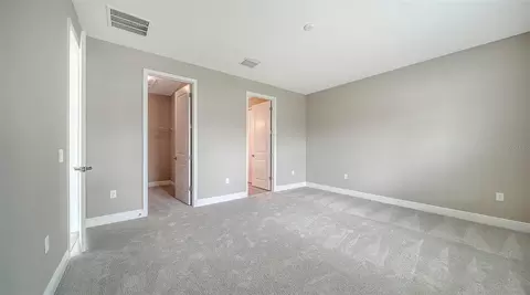 Bedroom - 10026 Cross River Trl, Parrish, FL 34219 photo 2 of 7