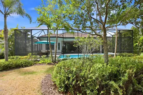 Exterior - 7908 Matera Ct, Bradenton, FL 34202 photo 15 of 20