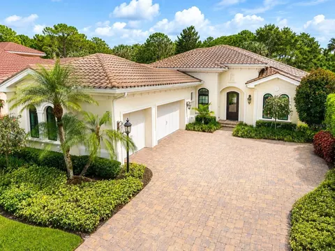7908 Matera Ct, Bradenton, FL 34202