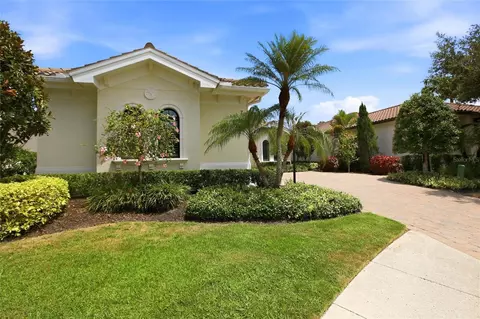 Exterior - 7908 Matera Ct, Bradenton, FL 34202 photo 6 of 20