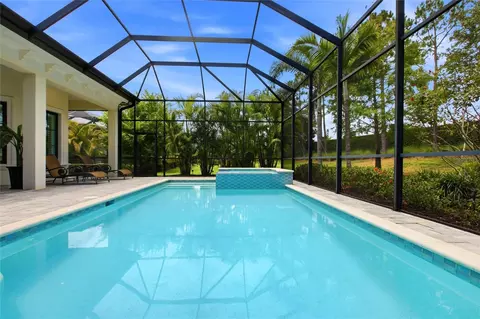 Exterior - 7908 Matera Ct, Bradenton, FL 34202 photo 11 of 20