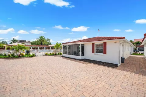 6154 Midnight Pass Rd #B1, Sarasota, FL 34242