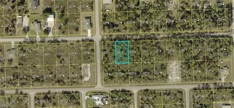 3517 62nd St W, Lehigh Acres, FL 33971