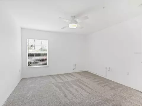 Bedroom - 8933 Manor Loop #105, Bradenton, FL 34202 photo 4 of 6