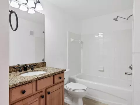 Bath - 8933 Manor Loop #105, Bradenton, FL 34202 photo 2 of 2