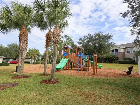 Exterior - 8933 Manor Loop #105, Bradenton, FL 34202 photo 10 of 10