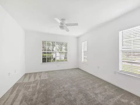 Bedroom - 8933 Manor Loop #105, Bradenton, FL 34202 photo 1 of 6
