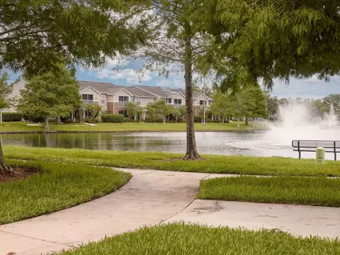 Exterior - 8933 Manor Loop #105, Bradenton, FL 34202 photo 9 of 10