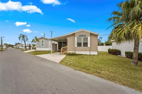 2079 Sun Home St #A-30, Sarasota, FL 34231