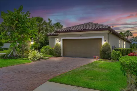 5007 Serata Dr, Bradenton, FL 34211