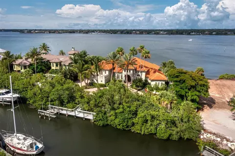 1280 Hidden Harbor Way, Sarasota, FL 34242