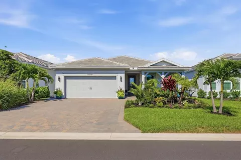 10109 Beachwalk Dr, Englewood, FL 34223