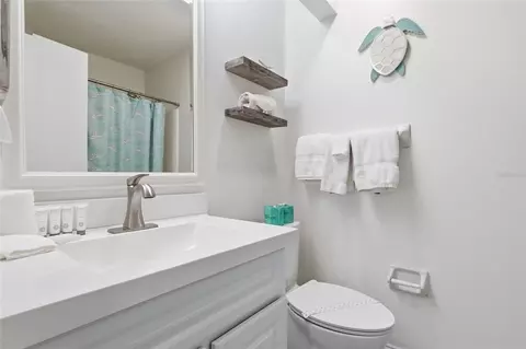 Bath - 207 71st St #E, Holmes Beach, FL 34217 photo 1 of 2