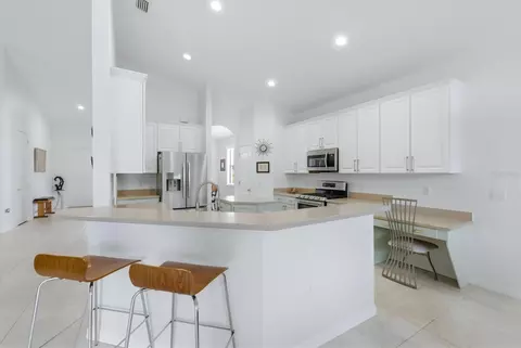 Kitchen - 428 Snapdragon Loop, Bradenton, FL 34212 photo 1 of 4