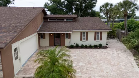 1141 Sleepy Hollow Ct, Venice, FL 34285
