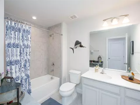 Bath - 11026 High Noon Trl, Parrish, FL 34219 photo 2 of 2