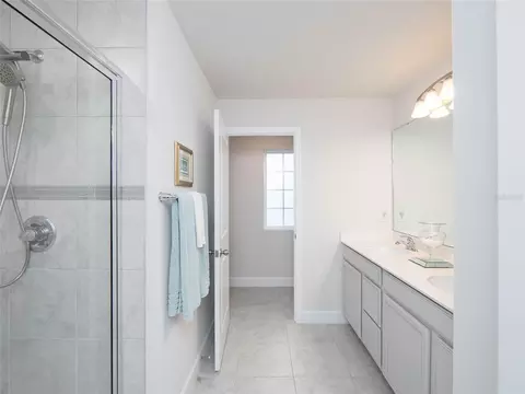 Bath - 11026 High Noon Trl, Parrish, FL 34219 photo 1 of 2