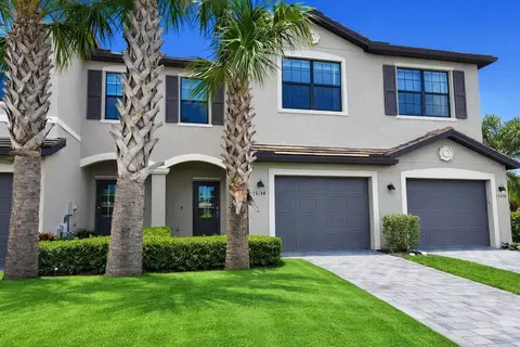 15154 Sunny Day Dr, Bradenton, FL 34211