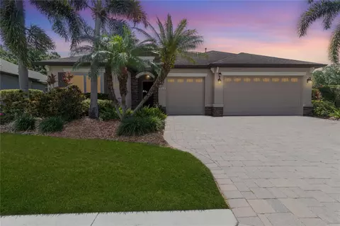 553 Chantilly Trl, Bradenton, FL 34212