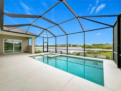 Exterior - 12422 Stonegate Trl, Parrish, FL 34219 photo 4 of 6