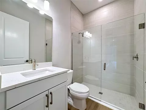 Bath - 12422 Stonegate Trl, Parrish, FL 34219 photo 1 of 8