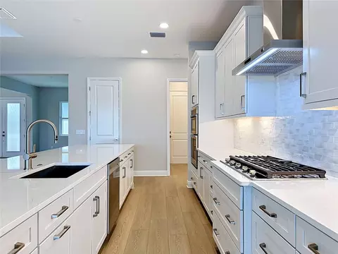 Kitchen - 12422 Stonegate Trl, Parrish, FL 34219 photo 4 of 5