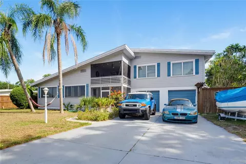 2719 Fort Worth St, Sarasota, FL 34231