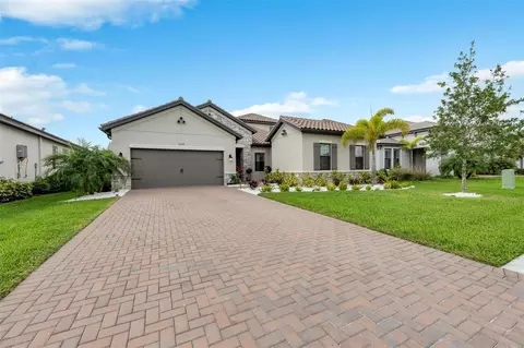 2028 Woodleaf Hammock Ct, Bradenton, FL 34211