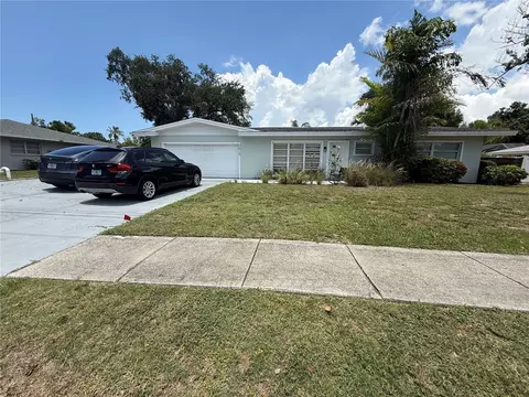 2915 Webber St, Sarasota, FL 34239