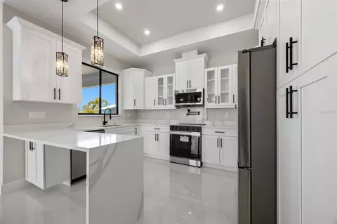 Kitchen - 90 Brig Cir S, Placida, FL 33946 photo 3 of 4
