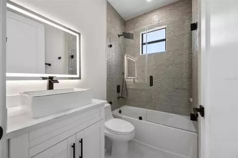 Bath - 90 Brig Cir S, Placida, FL 33946 photo 3 of 3