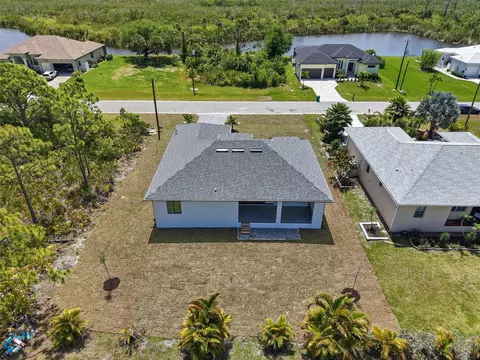 View/Area - 90 Brig Cir S, Placida, FL 33946 photo 4 of 8