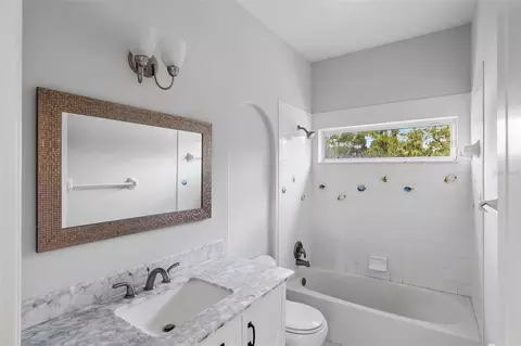 Bath - 4705 78th Ct E, Bradenton, FL 34203 photo 7 of 7